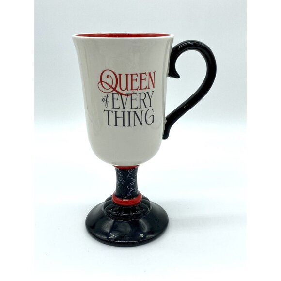 Hallmark Disney Snow White Villain  "Queen Of Everything” Coffee Mug Chalice - Picture 1 of 7